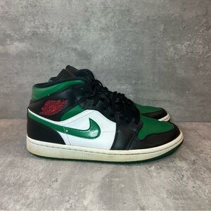 Nike Jordan 1 Mid 'Pine Green' Sneakers 554724-067 Mens sz 9.5 - green/black